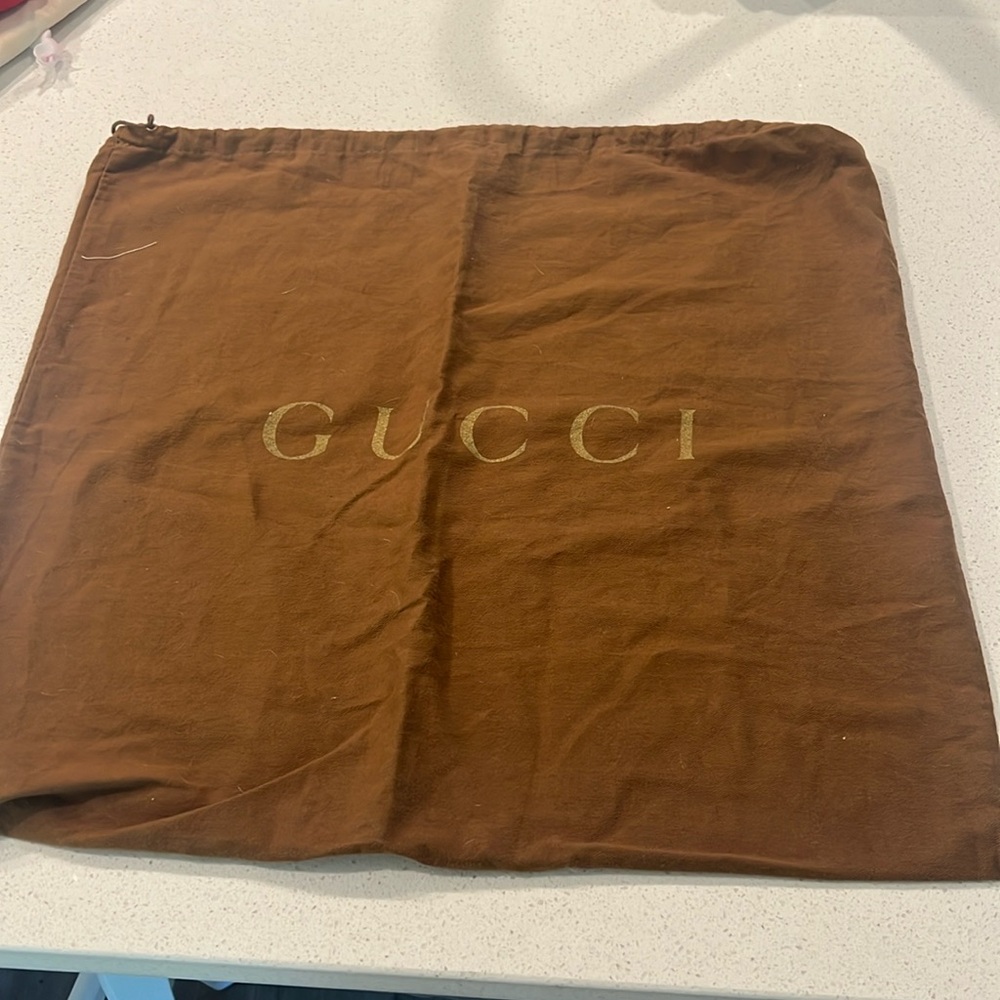 Gucci dust bag